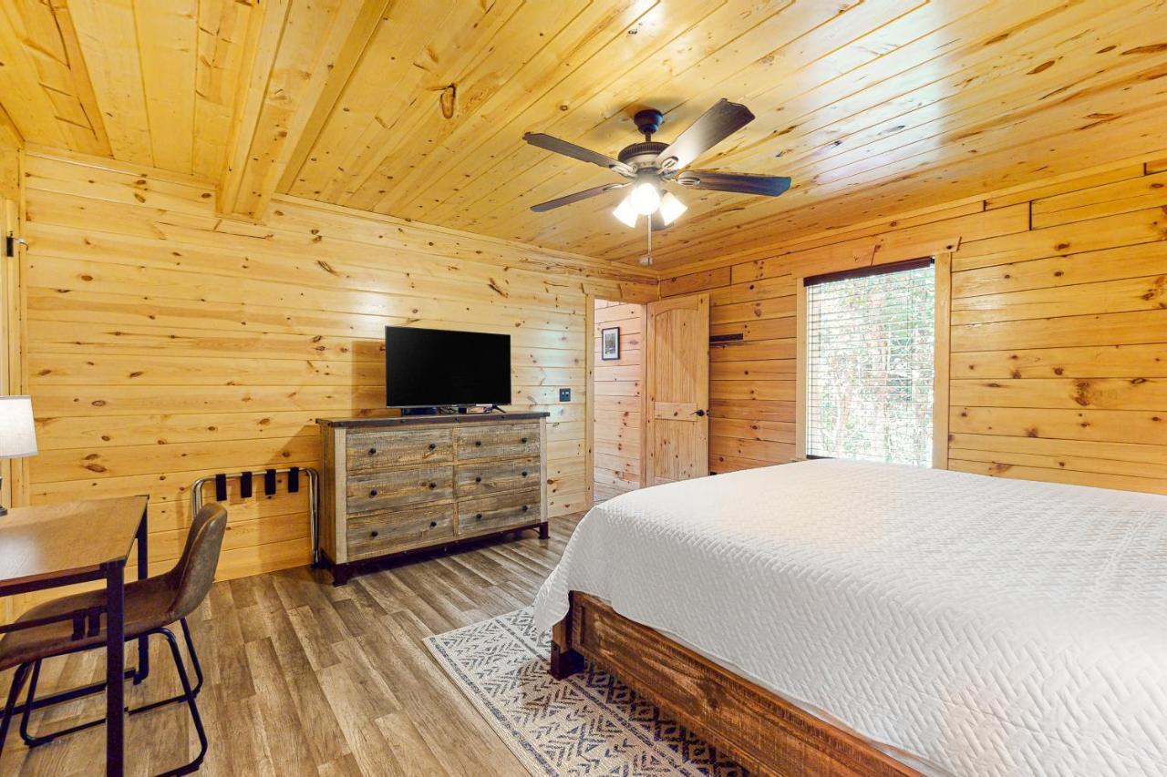 Knotty Escape Vila Gatlinburg Exterior foto